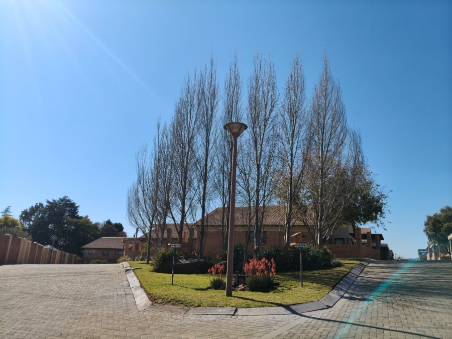 2 Bedroom Property for Sale in Langenhovenpark Free State